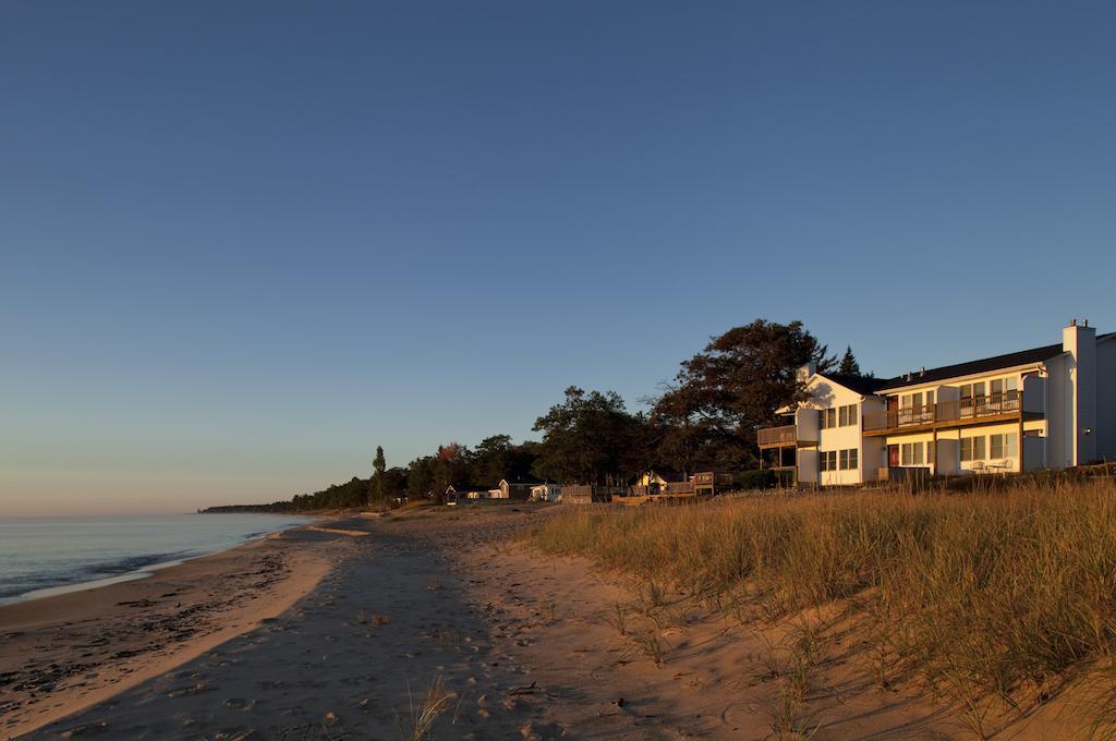 Huron House Bed and Breakfast Oscoda Exterior foto