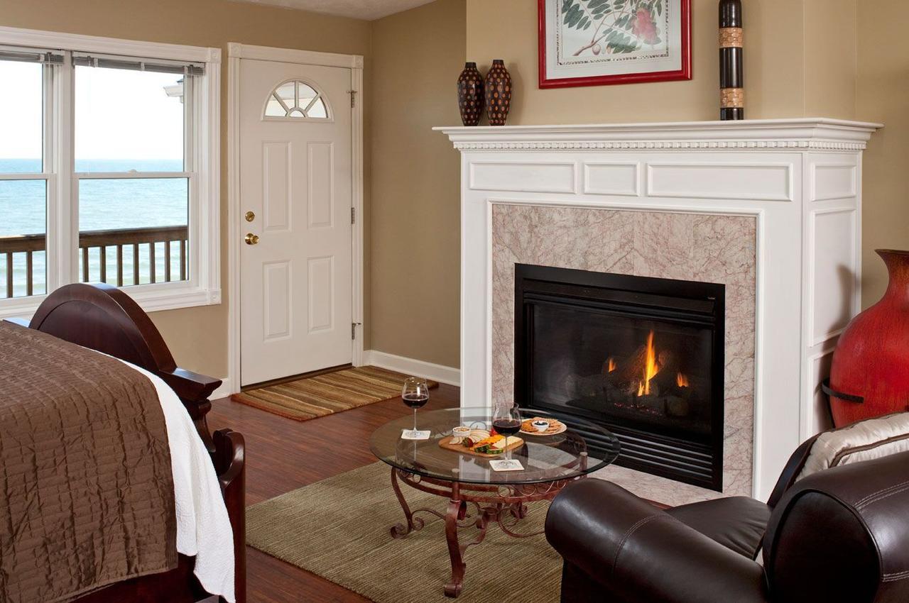Huron House Bed and Breakfast Oscoda Exterior foto