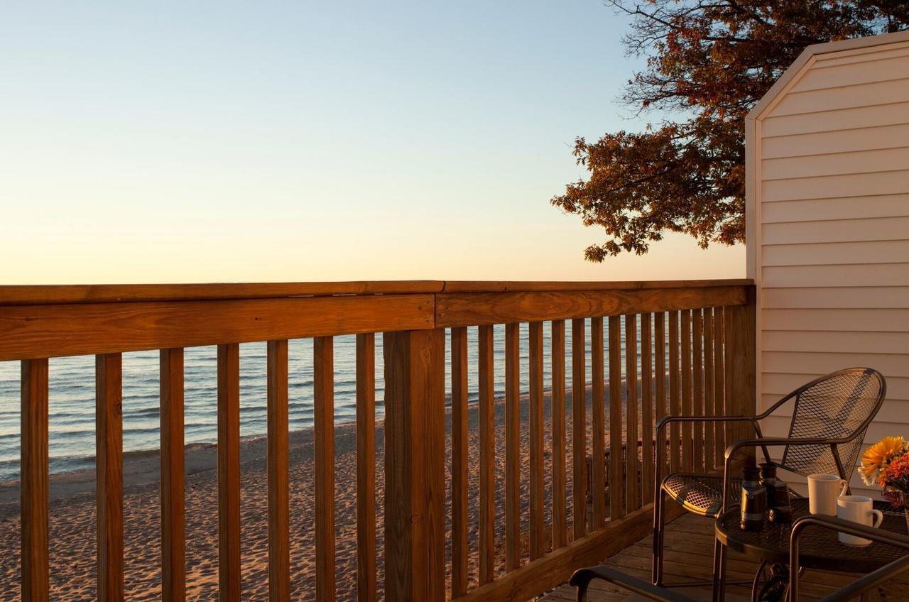 Huron House Bed and Breakfast Oscoda Exterior foto