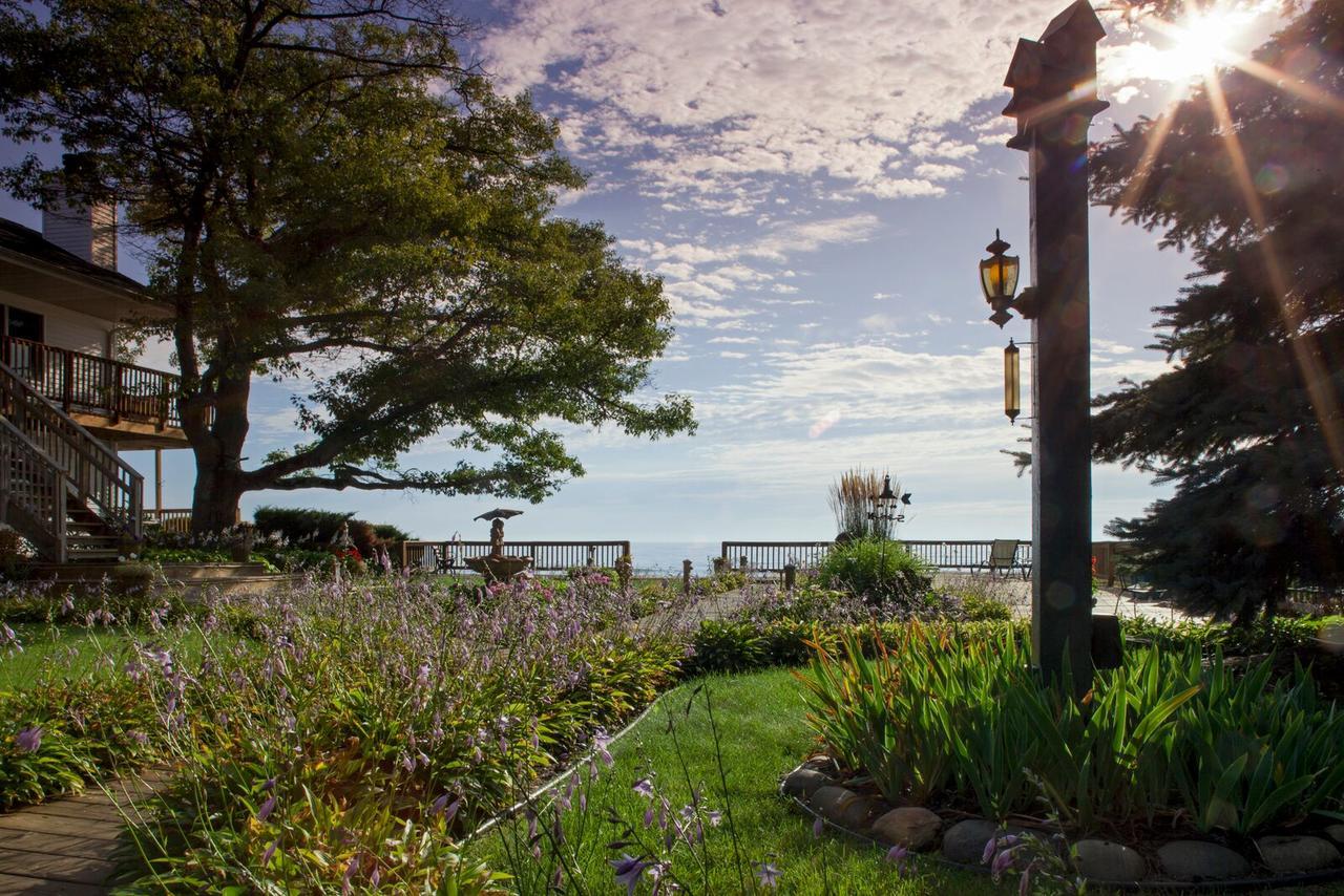 Huron House Bed and Breakfast Oscoda Exterior foto